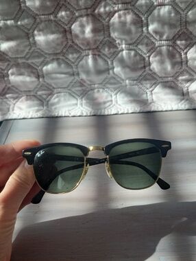 Ray-Ban Black and Gold Clubmaster Sunglasses with Green Lenses